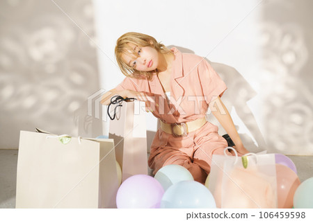 Fashion portrait image of a woman with light and shadow 106459598