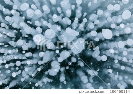 Hokkaido_Lake Nukabira ice bubble superb view Hokkaido_Lake Nukabira ice bubble superb view 106460114