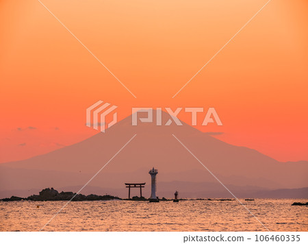Kanagawa Hayama_Diamond Fuji spectacular view from Manase coast 106460335