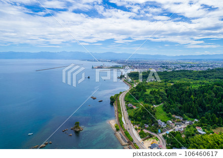 無人機攝影 | 夏季藍天清爽、景色壯麗的旅遊勝地雨晴海岸的航拍 | 富山縣高岡市 無人機攝影 | 夏季藍天清爽、景色壯麗的旅遊勝地雨晴海岸的航拍 | 富山縣高岡市 106460617