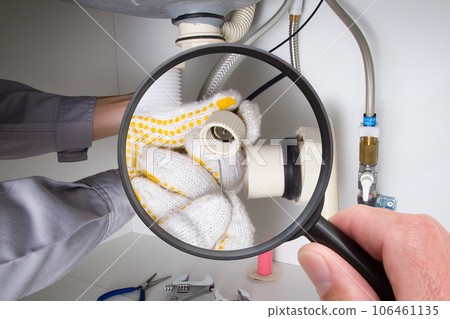 洗臉盆故障：彈出式排水塞斷線 106461135