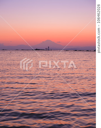 神奈川葉山_從真瀨海岸眺望富士山的壯麗景色 106462026