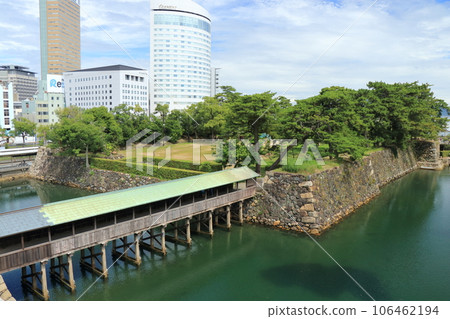 從高松城天守閣展望台看到的風景 從高松城天守閣展望台看到的風景 106462194