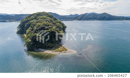 小孤島(京都府舞鶴市的芽島、烏筋島) 小孤島(京都府舞鶴市的芽島、烏筋島) 106465427