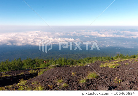 [靜岡縣富士宮市的風景] 富士山的山路 106466684