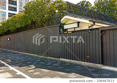 [Illustrated style Kyoto] The stylish appearance of Kyoto Machiya 106467613