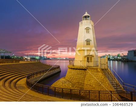 Osaka_Old Sakai Lighthouse_Spectacular scenery of sunset and illumination Osaka_Old Sakai Lighthouse_Spectacular scenery of sunset and illumination 106468529