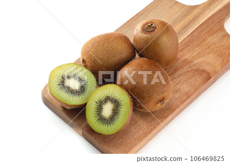 Kiwi fruit	 106469825