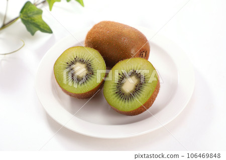 Kiwi fruit Kiwi fruit 106469848
