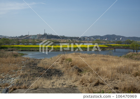 Yeongsan River bicycle path. Yeongsan River bicycle path. 106470969