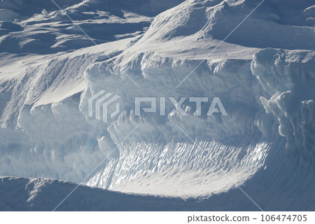 Paradise bay glaciers and mountains,  peninsula, Antartica.. 106474705