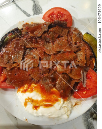 Iskander kebab 106475699