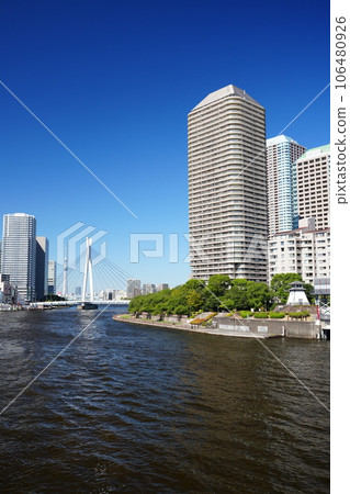 東京隅田川沿岸的超高層住宅 106480926