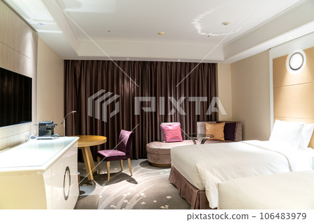 Hotel room image Hotel room image 106483979