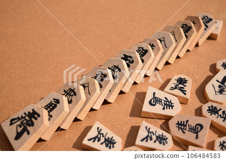 多米諾骨牌打敗多米諾骨牌效應 106484583