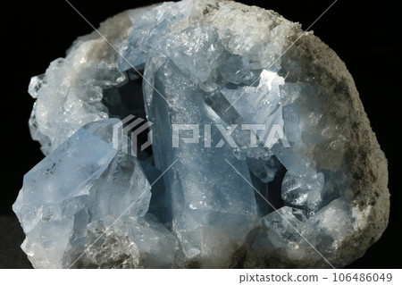 Celestine / Celestine 106486049