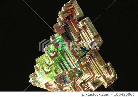 Bismuth artificial crystal 106486065