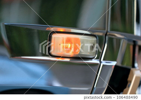 Truck turn signal (front side) 106488490