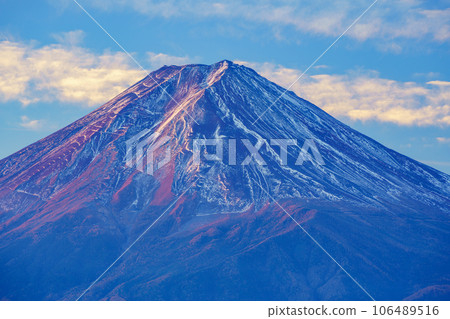 (Yamanashi Prefecture) Dawn of Mt. Fuji (Yamanashi Prefecture) Dawn of Mt. Fuji 106489516