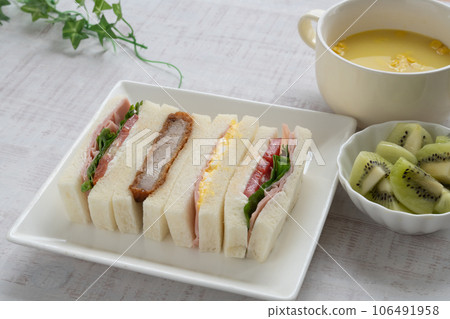 Sandwich Sandwich 106491958
