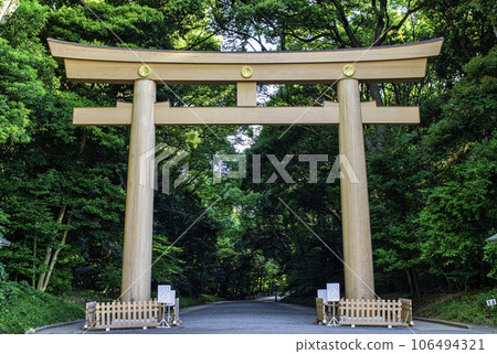 明治神宮第一鳥居(南參道鳥居/一野鳥居)於2022年7月4日進行100年來的首次重建 明治神宮第一鳥居(南參道鳥居/一野鳥居)於2022年7月4日進行100年來的首次重建 106494321