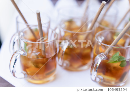 歡迎飲料圖片側面 歡迎飲料圖片側面 106495294