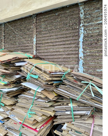 Carton recycling 106495974