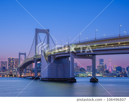 Odaiba _ Night view of Tokyo Tower and Rainbow Bridge 106496807