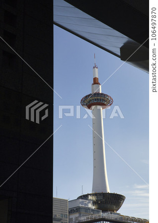 Kyoto Tower and autumn sky 10 (frame composition) 106497870
