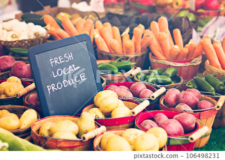 Fresh produce on sale at the local farmers market. 106498231