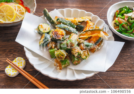 什錦炒夏季蔬菜 106498556