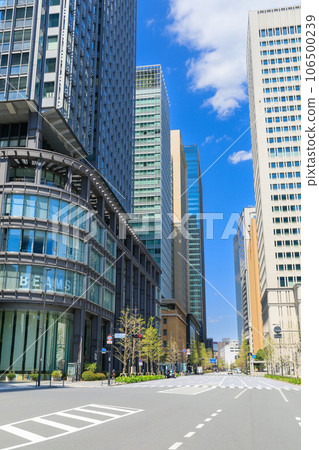 東京_東京站周邊無人的風景 106500239