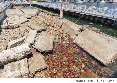 Kobe Port Earthquake Memorial Park at Meriken Wharf, Kobe City, Hyogo Prefecture 106502367