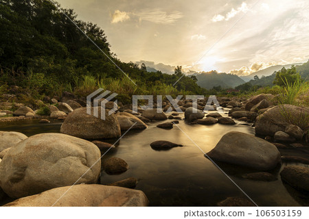 River stone , View water river tree, Stone river and sun in forest 106503159