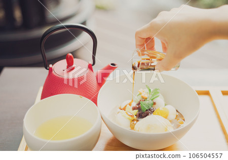 Japanese confectionery and green tea Japanese confectionery and green tea 106504557