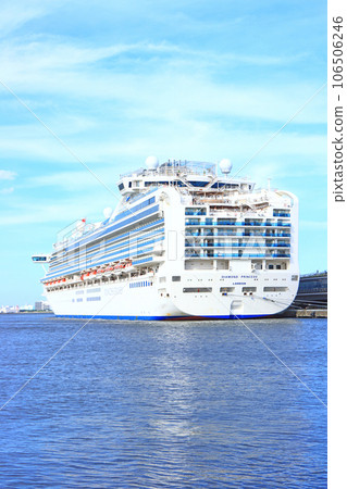 Scenery of Diamond Princess moored at Osanbashi, Yokohama City Scenery of Diamond Princess moored at Osanbashi, Yokohama City 106506246