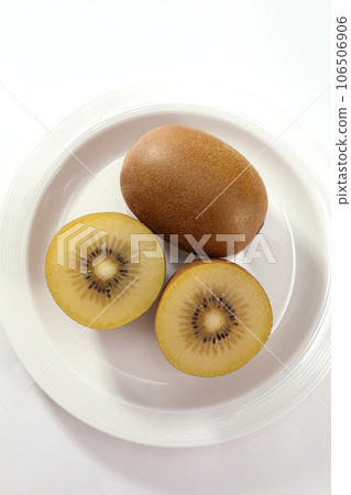 gold kiwi 106506906