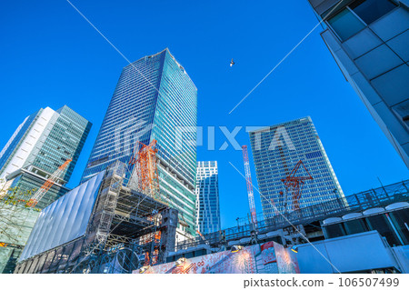 日本東京城市景觀,秋日晴朗,九月。澀谷站拆除工程、澀谷 Scramble Square 等澀谷 4 棟建築景觀 = 1 天 日本東京城市景觀,秋日晴朗,九月。澀谷站拆除工程、澀谷 Scramble Square 等澀谷 4 棟建築景觀 = 1 天 106507499