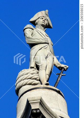 Nelson's Column at Trafalgar Square in London 106508015