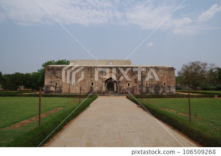 世界遺產亨比建築 世界遺產亨比建築 106509268