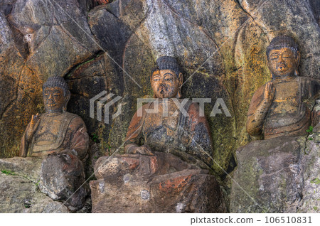 Usuki stone Buddha 1000 years of prayers Usuki stone Buddha 1000 years of prayers 106510831