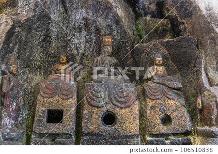 Usuki stone Buddha 1000 years of prayers Usuki stone Buddha 1000 years of prayers 106510838