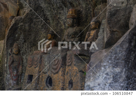 Usuki stone Buddha 1000 years of prayers Usuki stone Buddha 1000 years of prayers 106510847