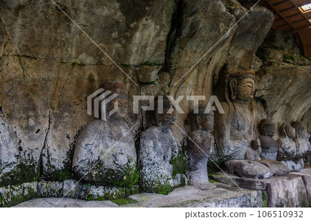 Usuki stone Buddha 1000 years of prayers Usuki stone Buddha 1000 years of prayers 106510932
