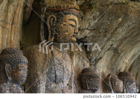Usuki stone Buddha 1000 years of prayers Usuki stone Buddha 1000 years of prayers 106510942