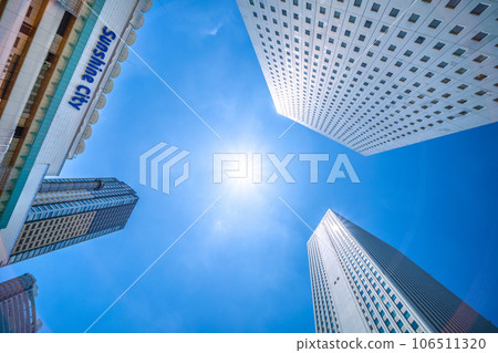Tokyo cityscape in Japan Sunlight pours in...Ikebukuro's Sunshine 60 and Tawaman 106511320