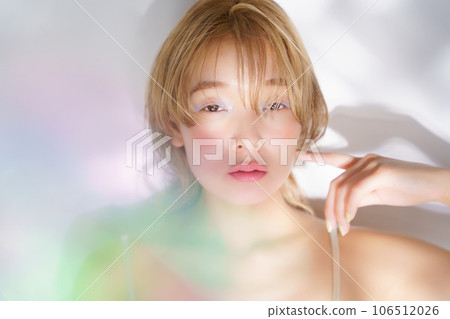 Transparent beauty image of a woman Transparent beauty image of a woman 106512026