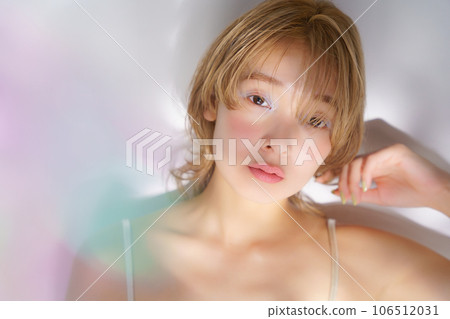 透明美女形象 106512031