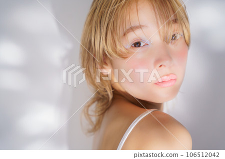 透明美女形象 透明美女形象 106512042