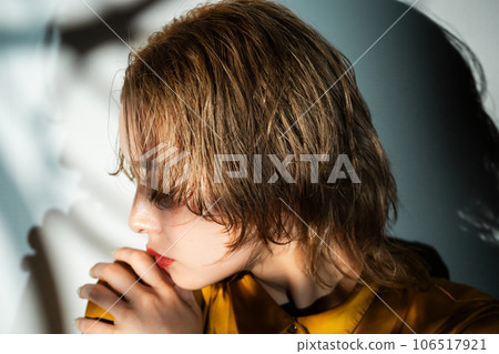 female, lady, woman 106517921